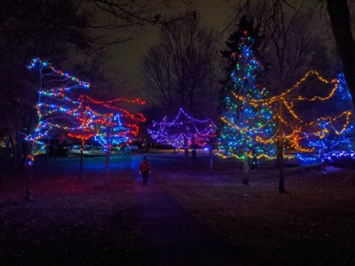 City of Farmington Hills to Light Up City Hall with Santa  at 33rd Annual Holiday Lights Ceremony on Dec. 2